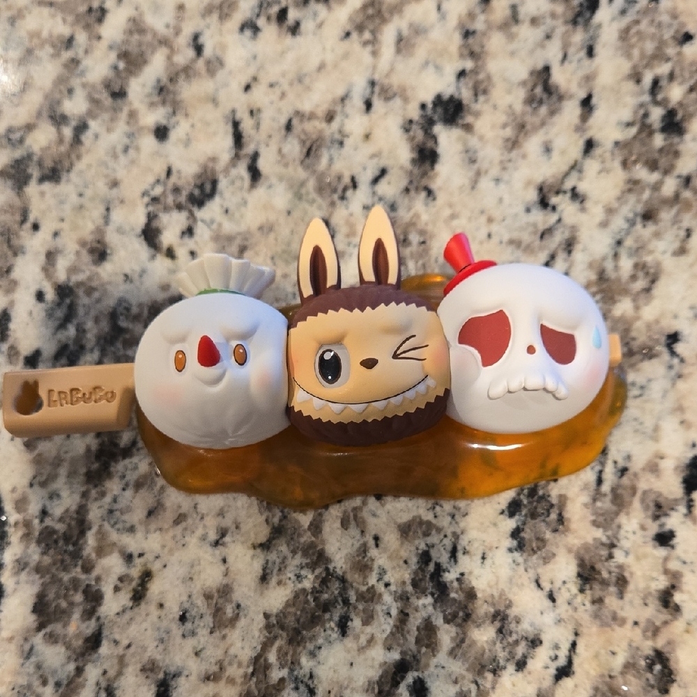 NOB Wacky Mart Labubu